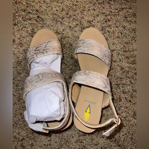 Gold patterned sandals